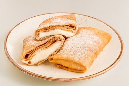 Блинчики с творожным кремом