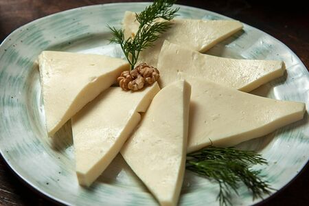 Сыр Сулугуни