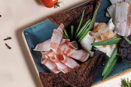 Ассорти сала по-домашнему