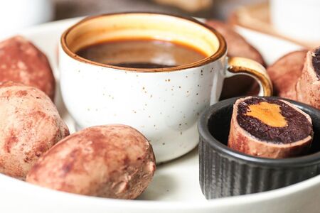 Пирожное Картошка с карамелью