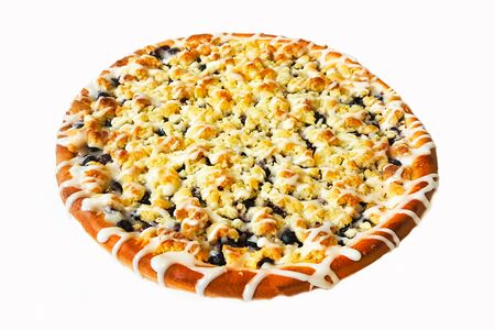 Пирог с крошкой и черной смородиной