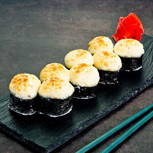 Острый ролл Цунами