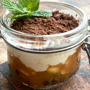 Трайфл Сникерс