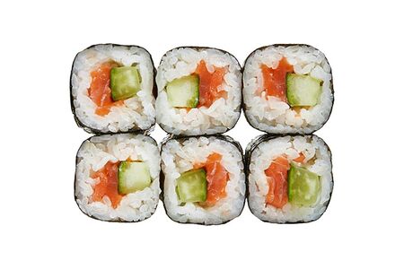 Классика с лососем и огурцом