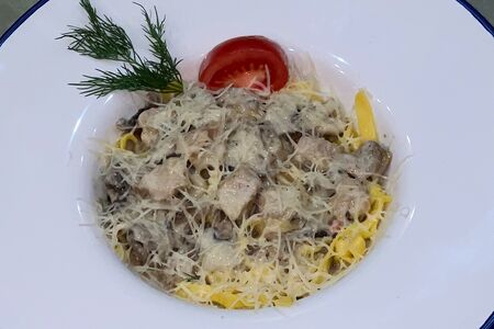 Фетучини с курицей