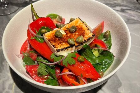 Греческий салат, с которого все начинается