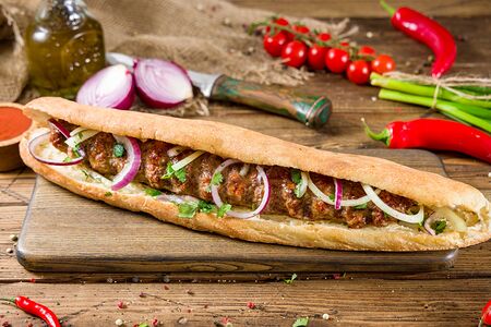 Люля говяжий в хлебе