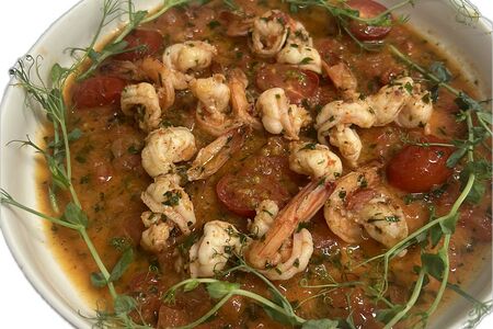 Д Креветки тигровые в соусе сальса