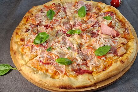 Пицца Четыре мяса 