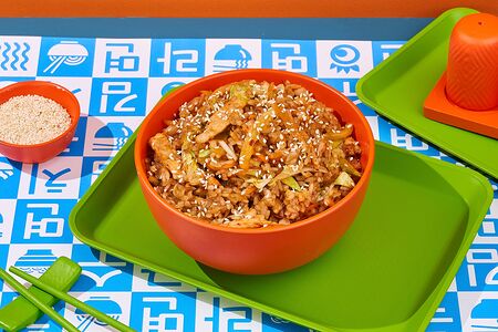 Рис с куриным филе в соусе терияки