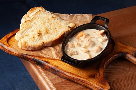 Креветки в соусе блю чиз