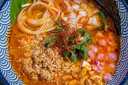 Тан-тан мен