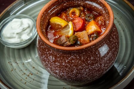 Солянка мясная сборная