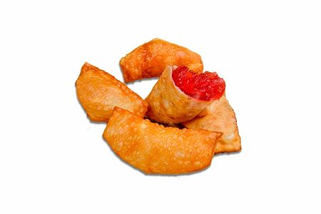 Мини-чебуреки с клубничным джемом