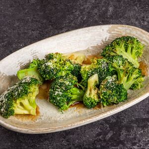 Запеченная капуста брокколи