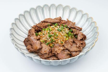 Жареный рис с говядиной