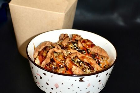 Тяхан со свининой