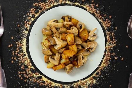 Картошка с грибами