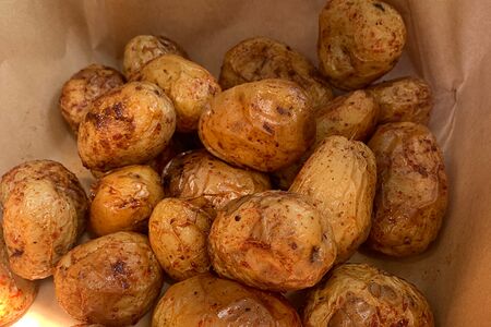 Запеченный картофель с розмарином