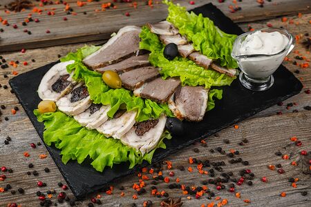 Мясное ассорти