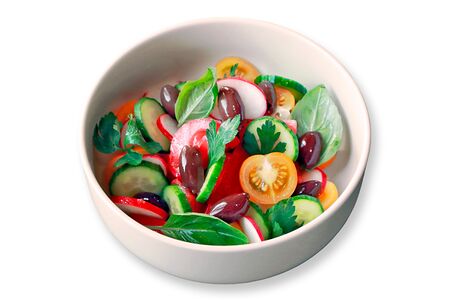 Овощной салат с таджарскими оливками