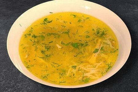 Суп куриный с лапшой