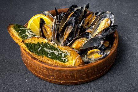 Мидии в Сливочном Соусе