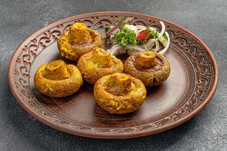 Шампиньоны на мангале