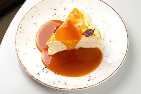 Чизкейк Сан-Себастьян