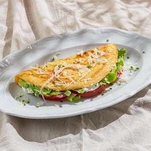 Омлет с томатами и творожным сыром 