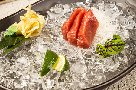 Сашими из тунца