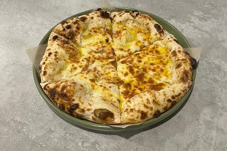 Пицца Аджария с копченым сыром