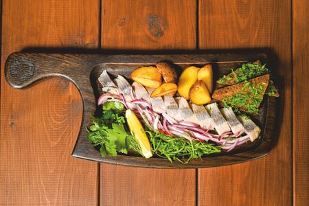 Маринованная сельдь 