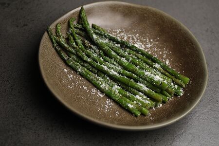Спаржа гриль