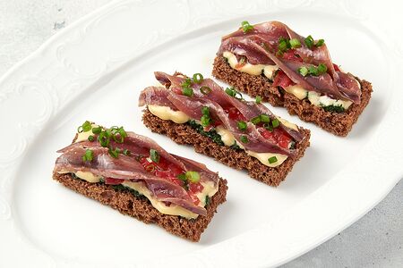 Тост с Кантабрийскими анчоусами