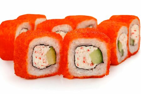 Ролл Калифорния в икре масаго