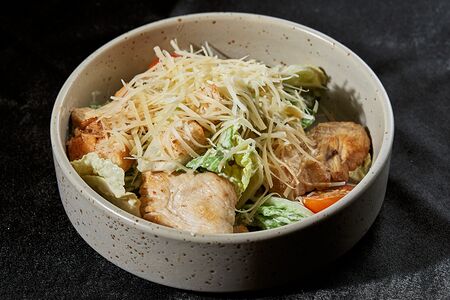 Цезарь с куриной грудкой