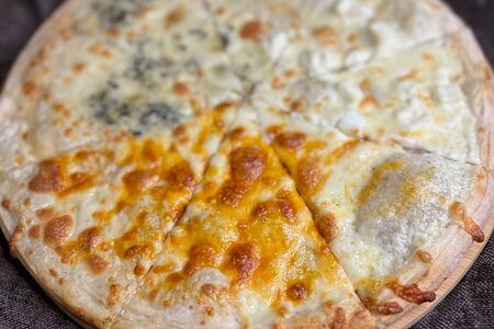 Пицца Четыре сыра