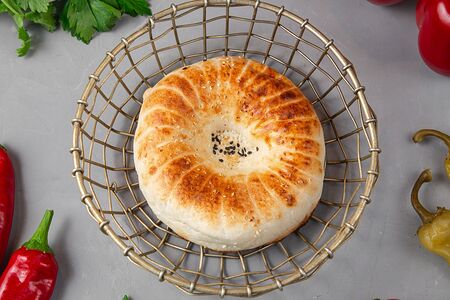 Узбекская лепешка из тандыра