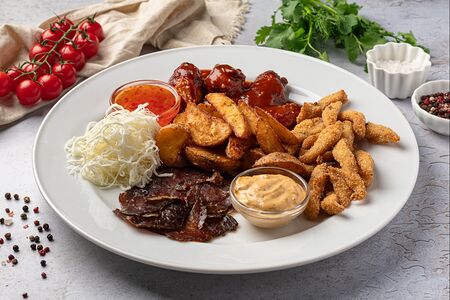 Мясная тарелка