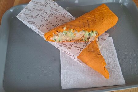 Шаурма в сырном лаваше