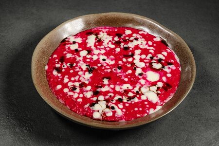 Ризотто со свеклой и горгонзолой