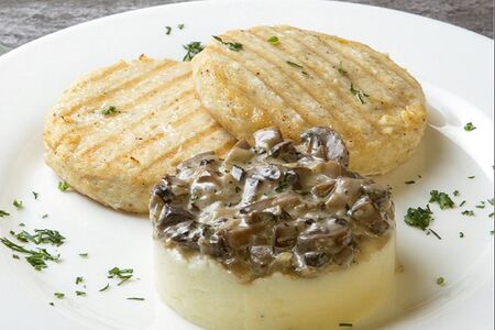 Куриные котлеты с картофельным пюре