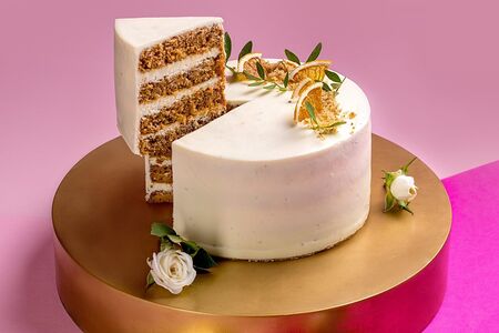 Торт Кэррот с соленой карамелью