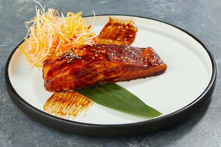 Глазированный лосось мисо