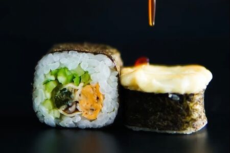 Запеченный с мидиями