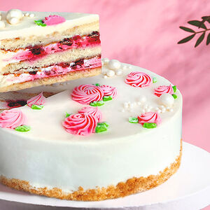 Торт Ягодный со сливками