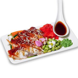 Сашими угорь