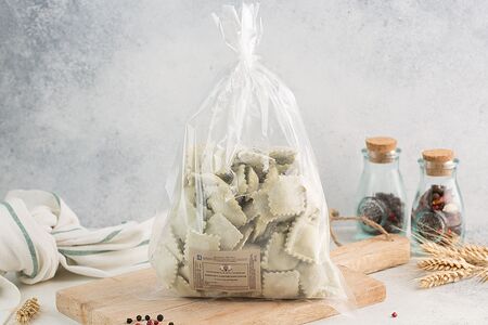 Равиоли со шпинатом и адыгейским сыром