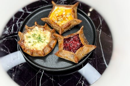 Шаньга с картофелем и сыром - пирожок в северном стиле